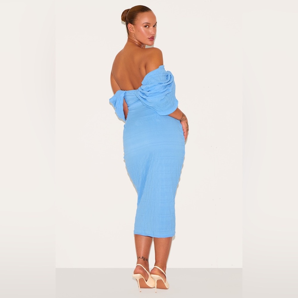 Pretty Little Thing PLUS BLUE TEXTURED BARDOT MIDI DRESS 16 Preppy Coastal Beach - Picture 2 of 11
